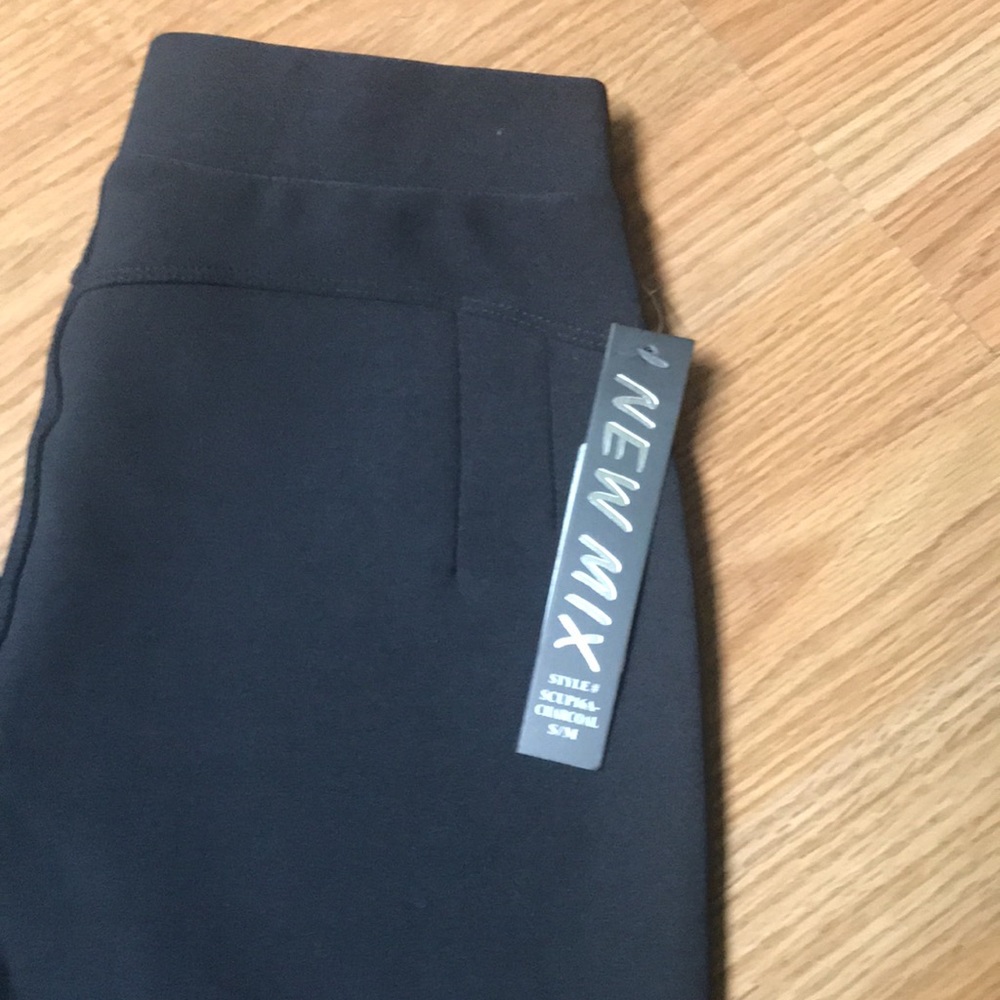 NWT New Mix Pull on pants/leggings GRAY - Picture 3 of 9